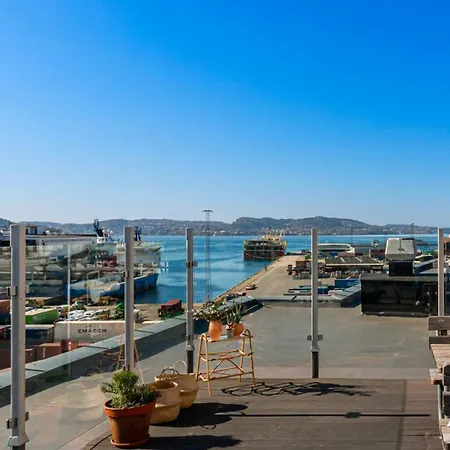 Διαμέρισμα Roomsly - Bright Downtown With Rooftop Terrace Μπέργκεν