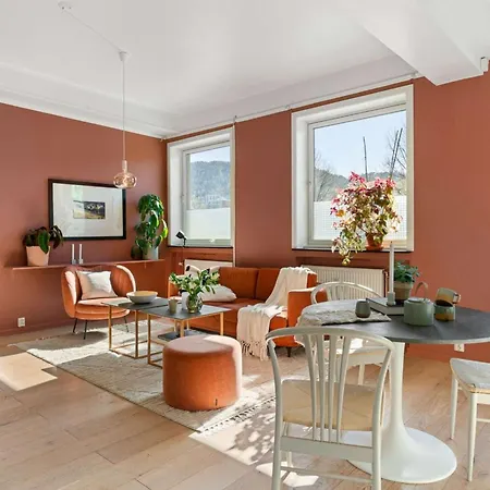 Roomsly - Bright Downtown With Rooftop Terrace Bergen